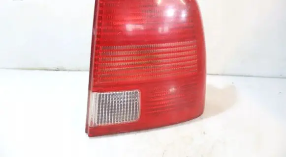 Volkswagen PASSAT B5 Rear/tail lights