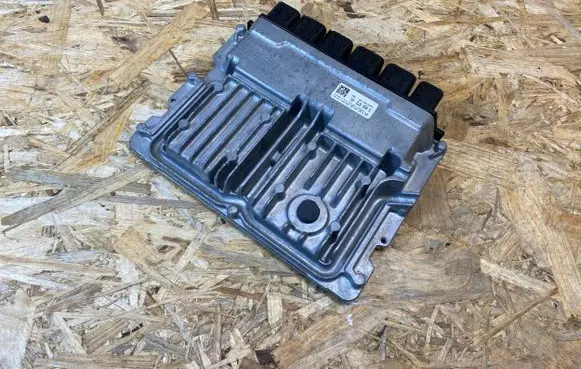 BMW 7 G11 G12 Engine control unit/module 9468872