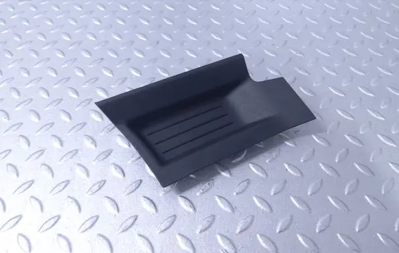 Land Rover Defender Panel drawer/shelf pad L8B2046B46CC LR146173