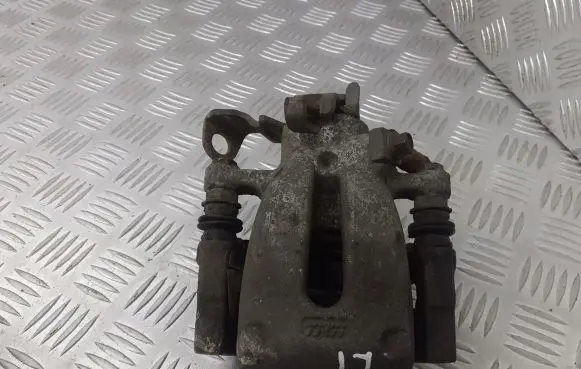 Opel Zafira B Rear brake caliper