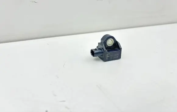 Subaru Outback (BT) Airbag deployment crash/impact sensor 98231AN00A
