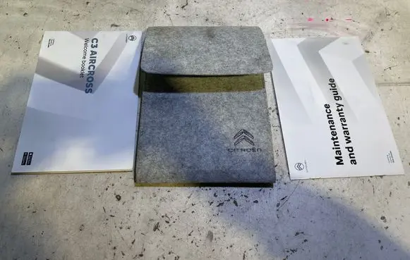 Citroen C3 Aircross Owners service history hand book