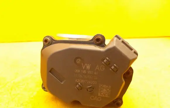 Audi Q7 4M Throttle valve 059145950AH