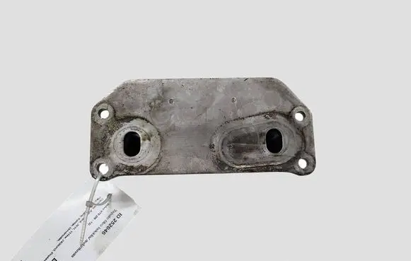 Volvo V70 Oil filter mounting bracket 30757459