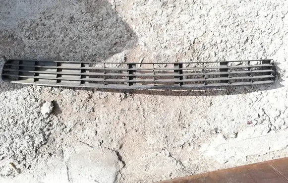 Audi A6 S6 C4 4A Front bumper lower grill 4A0853683
