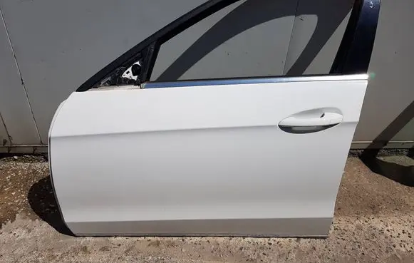 Mercedes-Benz E W212 Front door