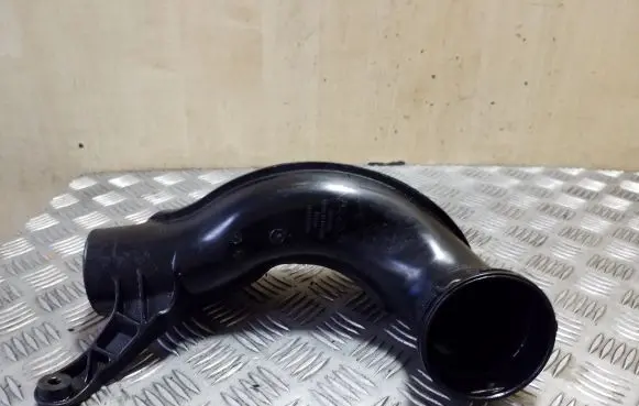Volvo XC70 Intercooler hose/pipe 31319698