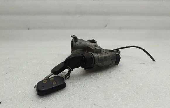 Volkswagen Transporter - Caravelle T4 Ignition lock 701905851