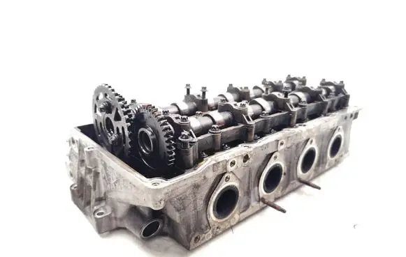 BMW 1 E81 E87 Engine head 7797678 7797511