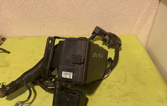 Honda CR-V Fuse module T1TE010