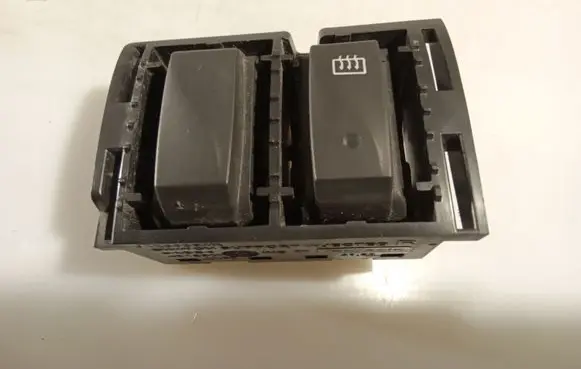 Renault Trafic III (X82) Windscreen/window heater switch 1259354X 93868044