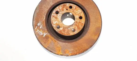 Toyota Avensis T270 Front brake disc ventiliuojamas