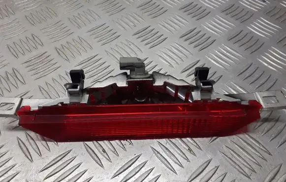 Toyota Corolla E120 E130 Third/center stoplight