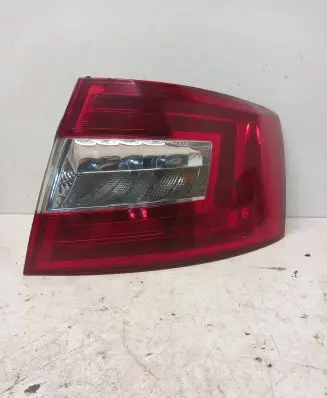 Skoda Octavia Mk3 (5E) Rear/tail lights 18417102