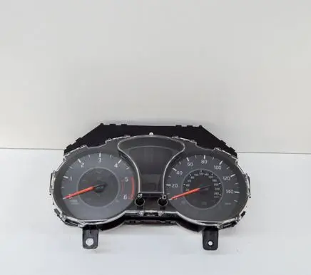 Nissan Juke I F15 Speedometer (instrument cluster) BV19B00H0703 1GMADG9