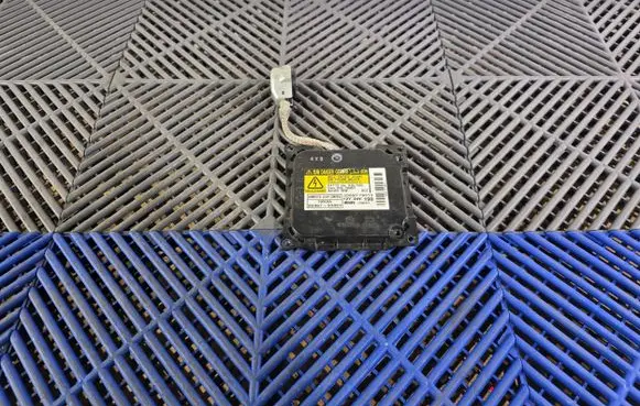 Toyota Prius (XW30) Headlight ballast module Xenon 8596733031 MAX25000V D48D4S200