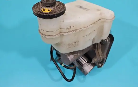 Lexus IS III XE30 Brake booster 138010-10600 IMPRK1502991