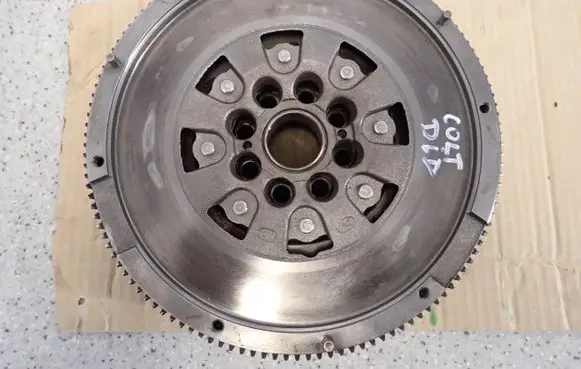 Mitsubishi Colt Dual mass flywheel 