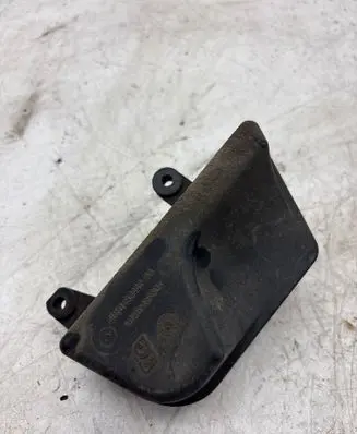 Vacuum air tank