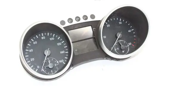 Mercedes-Benz R W251 Speedometer (instrument cluster) A2515402748