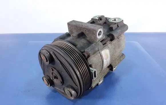Mercedes-Benz CLK A208 C208 Air conditioning (A/C) compressor (pump) 