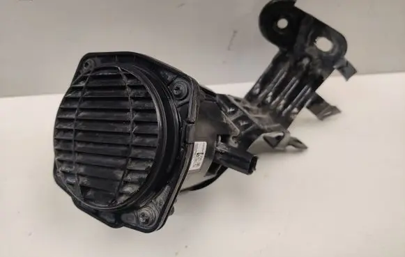 Ford F150 Horn signal ML3T19J215BC ML3Z18808BA