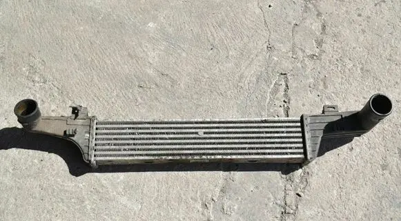 Mercedes-Benz E W210 Intercooler radiator A2105000400 2105000400