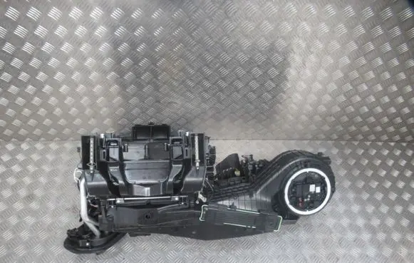 Mercedes-Benz G W463 2nd Gen Heater blower radiator A4638300702