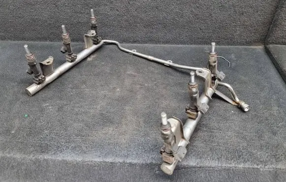Fuel injectors set