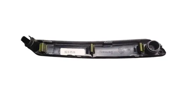 Volkswagen PASSAT B5 Rear door handle cover 3B4867372B
