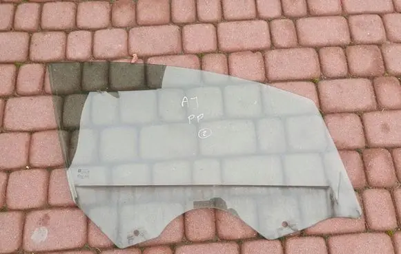Opel Astra J Sliding door window/glass OPLEXSZYBA69