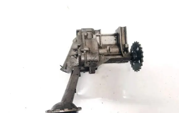 Dacia Logan I Oil pump 7700600532 10247