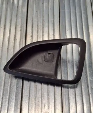 Hyundai ix35 Front door handle cover 826212S000