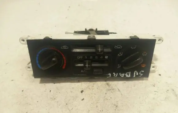 Subaru Forester SF Climate control unit