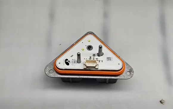 Renault Master III LED ballast control module VP00210658