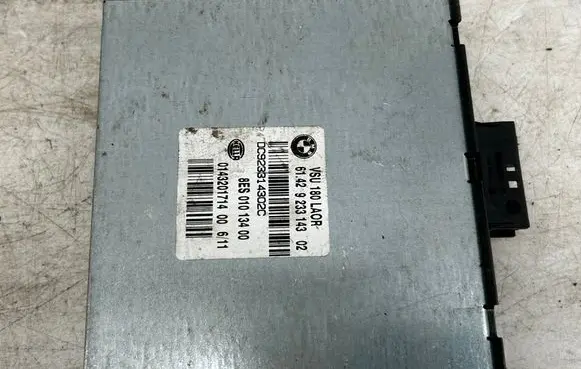 BMW 5 F10 F11 Voltage converter/converter module 9233143 8ES01013400