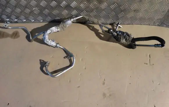 Audi A4 S4 B8 8K Gearbox oil cooler pipe/hose 8K0317818CQ