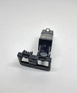 Volkswagen Golf Plus Glow plug pre-heat relay 03G907282A 0522120505 2101132