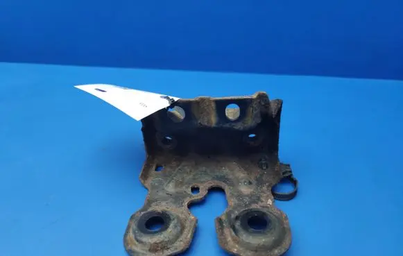 Lexus IS 220D-250-350 Steering rack mounting bracket 