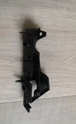 Audi A4 S4 B8 8K Front bumper mounting bracket 8k0807284