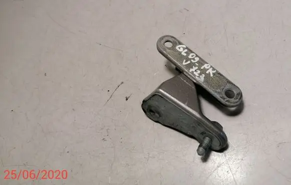 Mercedes-Benz GL X164 Front door upper hinge