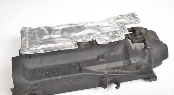 Volvo XC60 Heat shield in engine bay 31437477