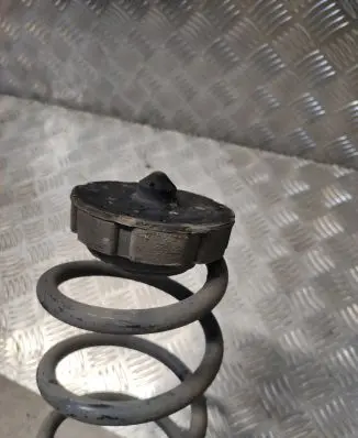 Audi A4 S4 B8 8K Rear coil spring