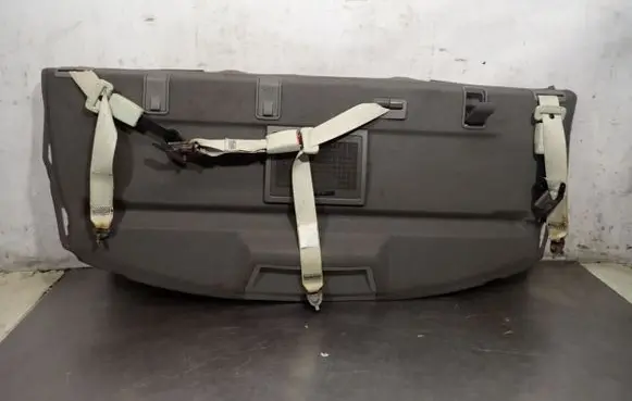 Infiniti M Parcel shelf 