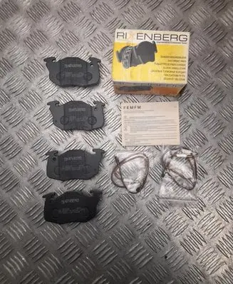 Peugeot 106 Brake pads (rear) LP0696
