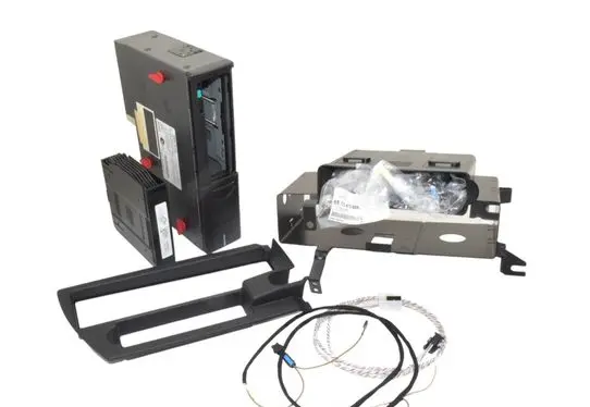 BMW X3 E83 CD/DVD changer 65120410856 0410856