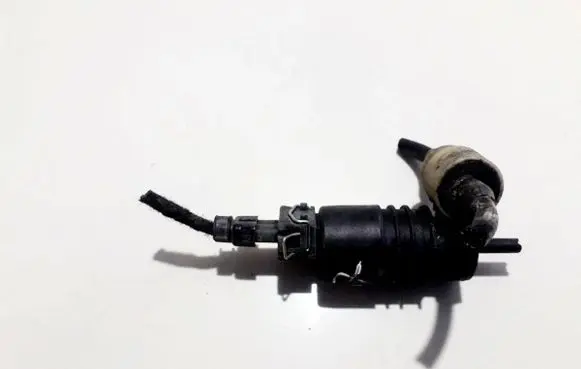 Opel Zafira A Windscreen/windshield washer pump