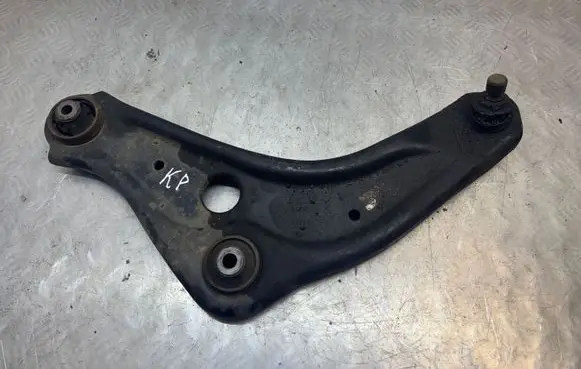 Nissan Qashqai Front lower control arm/wishbone