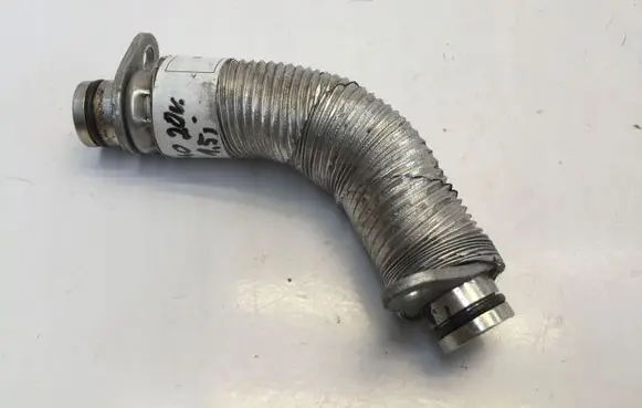 BMW 1 F40 Turbo turbocharger oiling pipe/hose 8629963