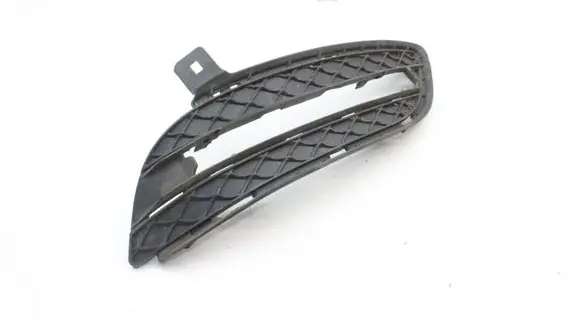 Mercedes-Benz B W246 W242 Front grill A2468850722